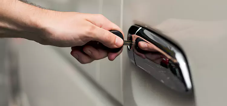 Why Choose Our Auto Locksmith Team in Madera, CA?