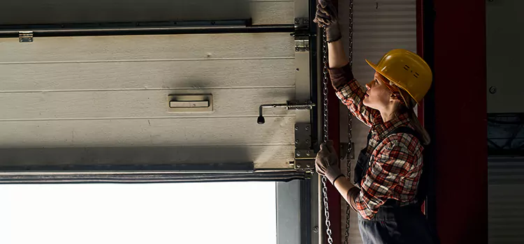 Addressing Common Garage Door Stoppage Issues in Madera, CA
