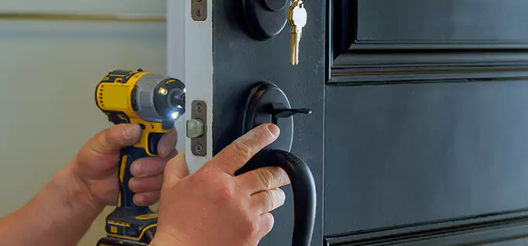 Commercial Door Lock Installation Madera