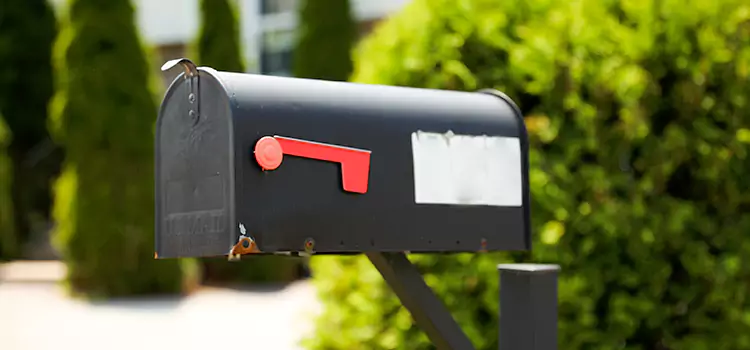 Secure Mailboxes for Packages Madera